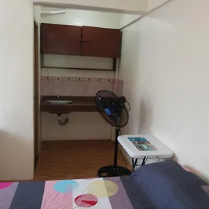 Guest house Budget Studio Unit In Makati